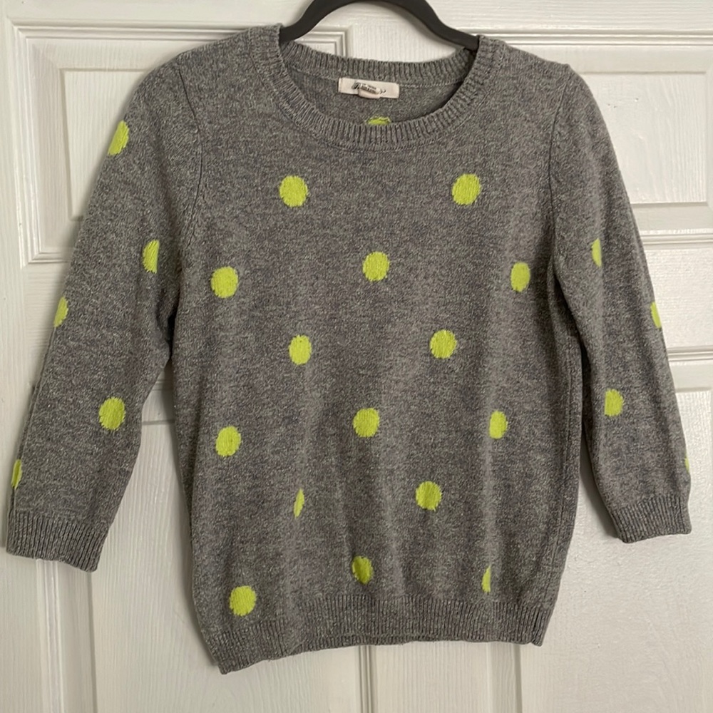 Forever 21 polka dot sweater size M